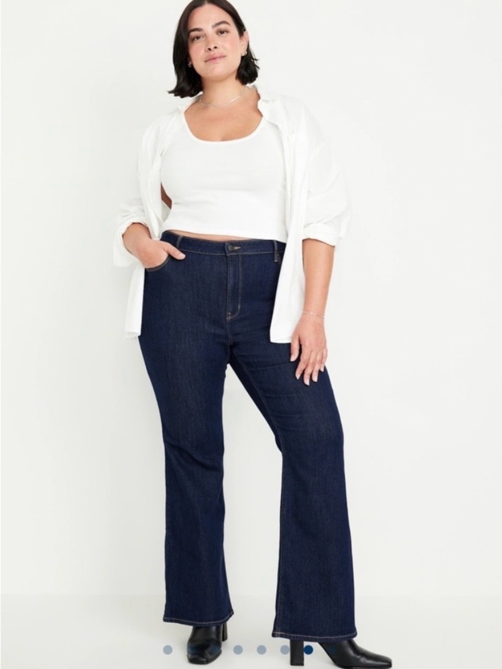 Old Navy High-rise Wow Flare Jeans Size 28